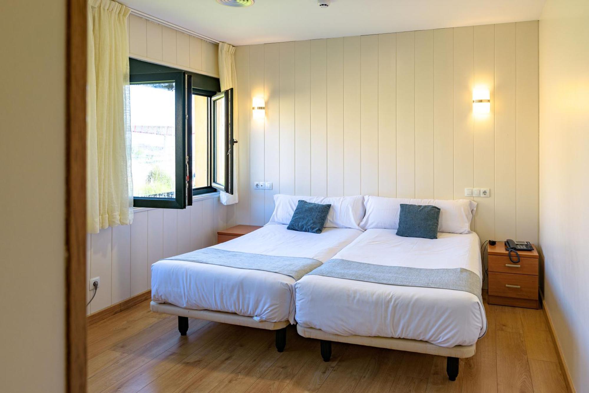 Hotel Alda Fogar Do Marineiro Рибадео Экстерьер фото